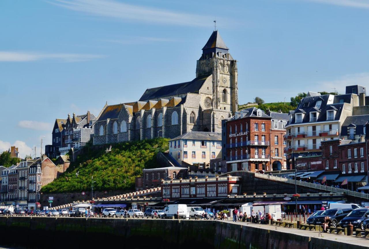 Notre Nid - Grande Terrasse Privee En Bord De Mer, Au Coeur Du Quartier Historique Du Treport ! Wifi Le Tréport Eksteriør billede